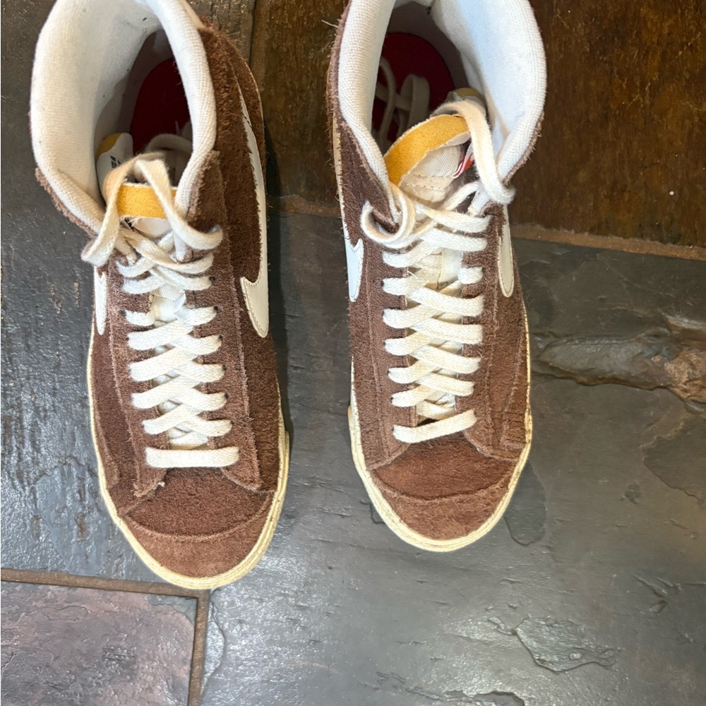 Nike Women's Brown and White Suede Sneakers